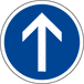 panneau de signalisation routier obligation d'aller tout droit